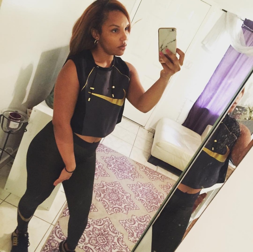 Nike crop top & legging set